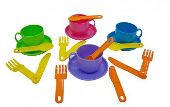 Набор игрушечной посуды на 4 персоны "Минутка" (Полесье 9578)